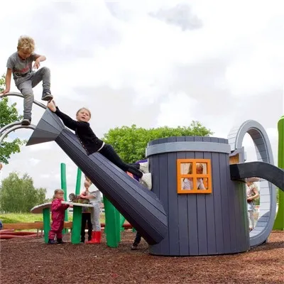 جدید تجهیزات فضای باز